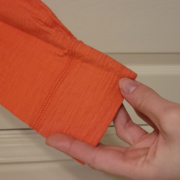 Hanes Brands Women’s Salmon full zip hoodie (size M) - Picture 2 of 5